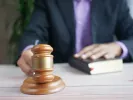 Γραπτός διαγωνισμός της ΕΣΔΙ για 150 νομικούς - Λήγουν οι αιτήσεις