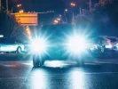 Νέος ΚΟΚ: «Τσουχτερό» πρόστιμο 350 ευρώ για τα φώτα του αυτοκινήτου και αφαίρεση διπλώματος