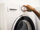 Πώς να μην μπλέκονται τα σεντόνια στο πλυντήριο – Το απλό κόλπο 