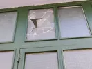 Τύρναβος: Βανδαλισμοί στο 5ο Δημοτικό Σχολείο – Ζημιές σε τζάμια και ηλεκτρολογικό πίνακα