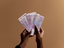 Αλλάζουν τα χαρτονομίσματα ευρώ – Οριστικά εκτός το 500ευρο