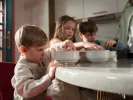150 ευρώ για κάθε παιδί: Ποιοι δικαιούνται την έκτακτη πληρωμή του Αυγούστου