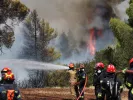 Φωτιά στη Σητεία: Μήνυμα του 112 και μεγάλη κινητοποίηση της Πυροσβεστικής