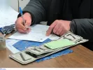 Πινακίδες κυκλοφορίας: Πώς θα επιλέγουμε αριθμό και πόσο θα κοστίζει – Τι προβλέπει το νέο σύστημα
