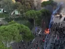 Αλβανία: 28 τραυματίες στις νέες συγκρούσεις – Στο στόχαστρο η κυβέρνηση Ράμα