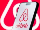 Airbnb: Τέλος στις υπερβολικές απαιτήσεις των ιδιοκτητών – Ποιες αγγαρείες απαγορεύονται 