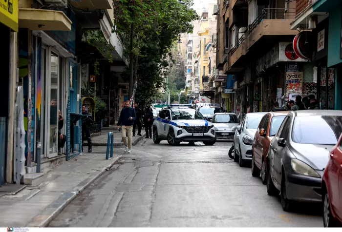 Εξάρχεια: Ολοκληρώθηκε η εκκένωση υπό κατάληψη κτιρίου από την ΕΛΑΣ
