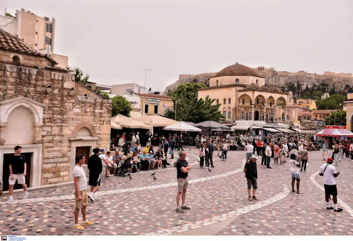 Αφρικανική σκόνη: Σκέπασε τη χώρα - «Σχεδόν τρεις φορές πάνω από το όριο» (φωτογραφίες)