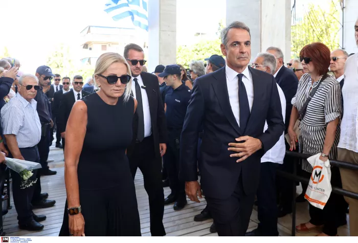 Σε κλίμα οδύνης το τελευταίο «αντίο» στην κόρη του Αντώνη Σαμαρά, Λένα