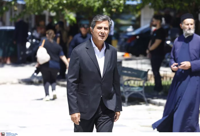 Σε κλίμα οδύνης το τελευταίο «αντίο» στην κόρη του Αντώνη Σαμαρά, Λένα