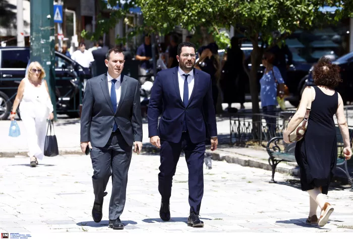 Σε κλίμα οδύνης το τελευταίο «αντίο» στην κόρη του Αντώνη Σαμαρά, Λένα