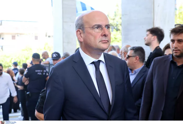 Σε κλίμα οδύνης το τελευταίο «αντίο» στην κόρη του Αντώνη Σαμαρά, Λένα