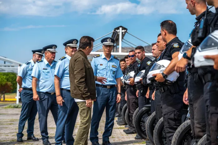 Νέα οχήματα απέκτησε η ΕΛΑΣ - Εντατικοποίηση των ελέγχων προμήνυσε ο Χρυσοχοΐδης