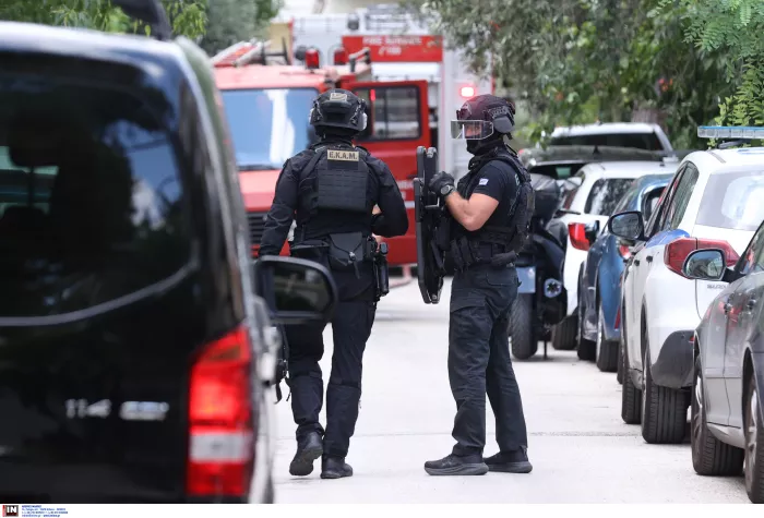 Χολαργός: Άνδρας ταμπουρώθηκε στο σπίτι του και πέταξε μολότοφ