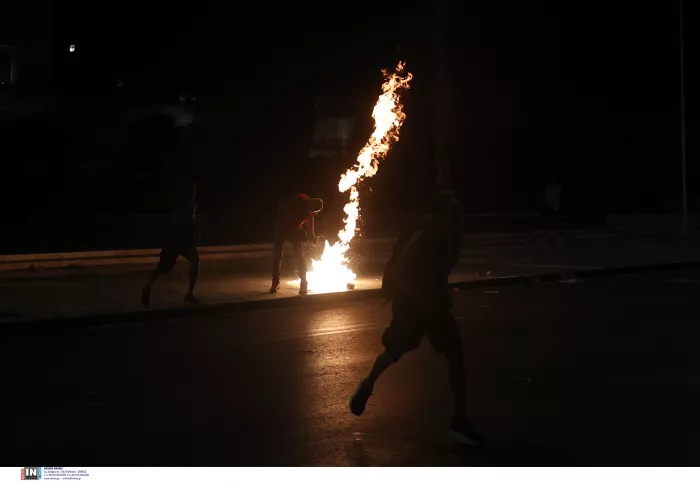 «Τα Τέμπη είναι έγκλημα»! Μεγαλειώδεις συγκεντρώσεις σε όλη τη χώρα (εικόνες)