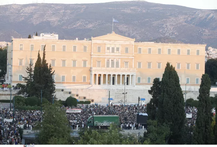 «Τα Τέμπη είναι έγκλημα»! Μεγαλειώδεις συγκεντρώσεις σε όλη τη χώρα (εικόνες)
