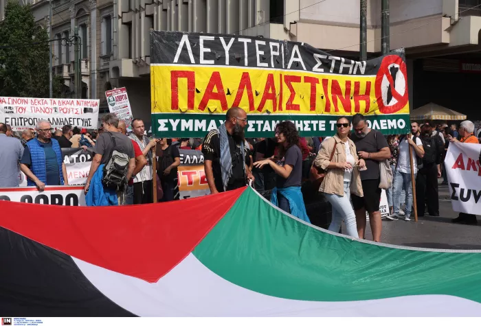 «Νέκρωσε» η χώρα: Χιλιάδες απεργοί λένε «όχι» στο νομοσχέδιο για το 13ωρο (εικόνες)