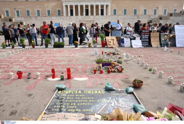 «Νέκρωσε» η χώρα: Χιλιάδες απεργοί λένε «όχι» στο νομοσχέδιο για το 13ωρο (εικόνες)