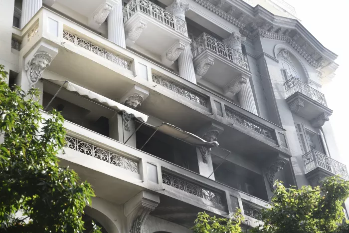 Θεσσαλονίκη: Φωτιά τώρα στο κέντρο - Φλέγεται κατάστημα (εικόνες)