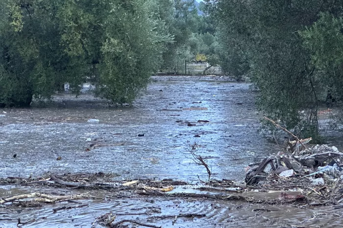 Κακοκαιρία: «Πνίγηκε η Λέσβος - Πλημμύρες και στη Μεγαλόπολη (εικόνες)