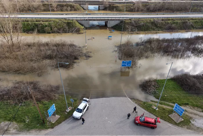 Εικόνες αποκάλυψης στον Έβρο: Πλημμυρισμένος όλος ο κάμπος (βίντεο)