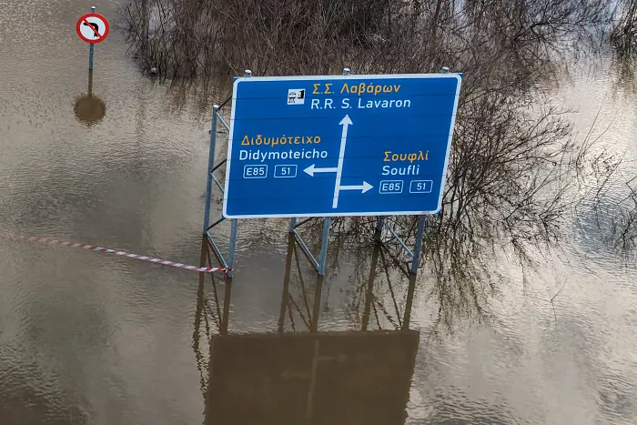 Εικόνες αποκάλυψης στον Έβρο: Πλημμυρισμένος όλος ο κάμπος (βίντεο)