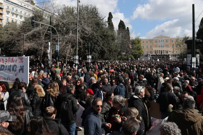 Τέμπη Αθήνα