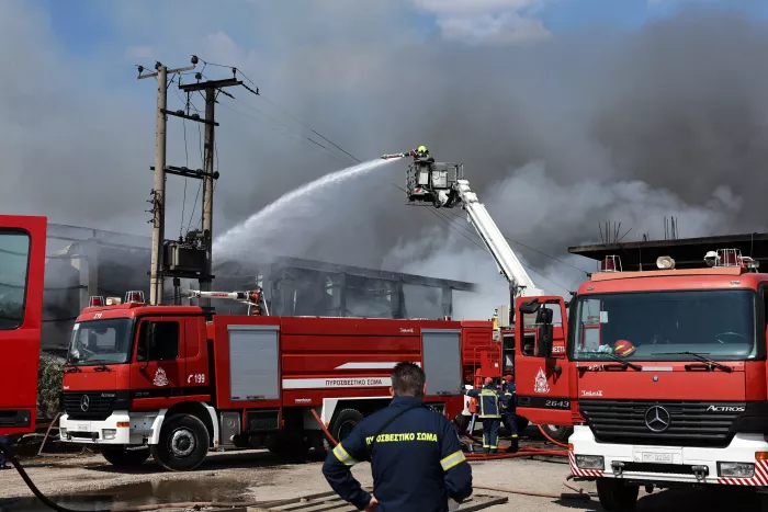 Ασπρόπυργος: Σοβαρές καταγγελίες για ελλιπή μέτρα ασφαλείας – «Θα θρηνήσουμε θύματα»