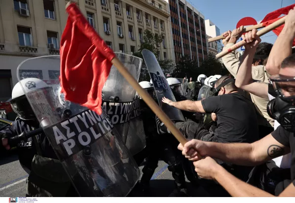 Επεισόδια στα Προπύλαια