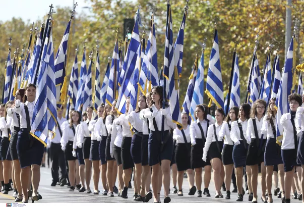 Στρατιωτική παρέλαση 28ης Οκτωβρίου στη Θεσσαλονίκη