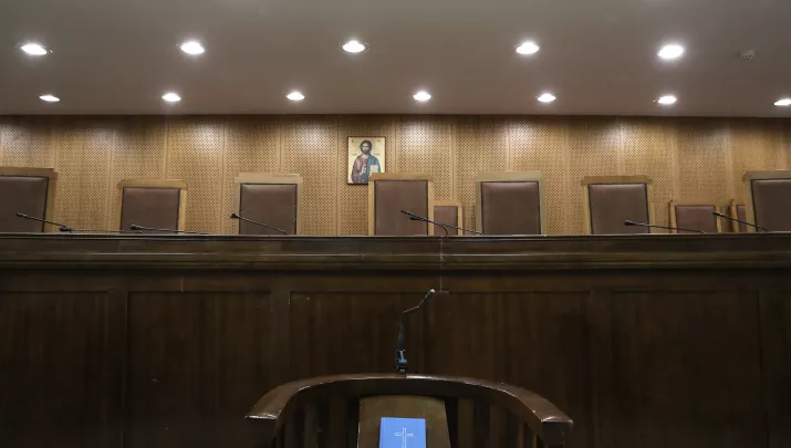 Γραπτός ΕΣΔΙ 2026: Μόνιμοι σε δικαστήρια όλης της Ελλάδας - Πώς θα «κλειδώσετε» επιτυχία