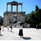 Εισβάλει ο «θερμικός θόλος» στην Ελλάδα - Μέχρι 43 βαθμούς ο υδράργυρος