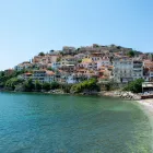 Ρωτήσαμε το ChatGPT πώς θα πάμε διακοπές χωρίς... δάνειο Οι 8 οικονομικοί προορισμοί που προτείνει