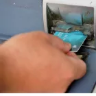 Πώς θα παίρνετε κάθε μήνα επίδομα 165 ευρώ από τον ΟΠΕΚΑ