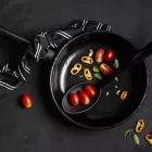 Πώς καταστρέφουμε τα αντικολλητικά τηγάνια χωρίς να το ξέρουμε