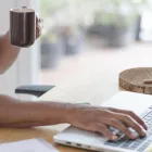 Θέσεις εργασίας και προσλήψεις