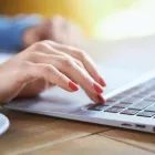 ΔΥΠΑ: Επιδότηση 17.500 ευρώ σε ανέργους - Από σήμερα οι αιτήσεις