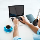 Θέσεις εργασίας και προσλήψεις