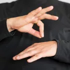  Νοηματική Γλώσσα