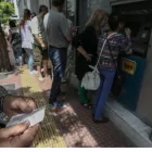 Τι χρήματα θα λάβουν από το κράτος έως αύριο 73.000 δικαιούχοι