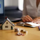 Νόμος Κατσέλη: Σε άμεση ισχύ οι μειωμένες δόσεις – Τι αλλάζει για τους δανειολήπτες