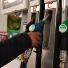 Voucher 3.000 ευρώ για καύσιμα: Ποιοι επαγγελματίες το παίρνουν