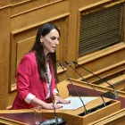 Δημόσιοι υπάλληλοι: Ποιοι δικαιούνται 32ωρο και 5 έξτρα άδειες (ΦΕΚ)